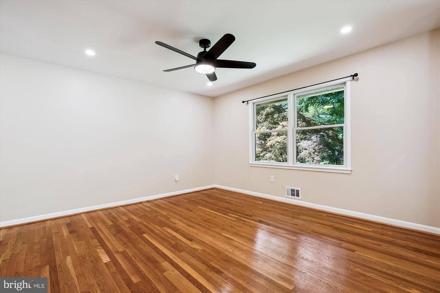 14908 Flintstone Lane photo 19