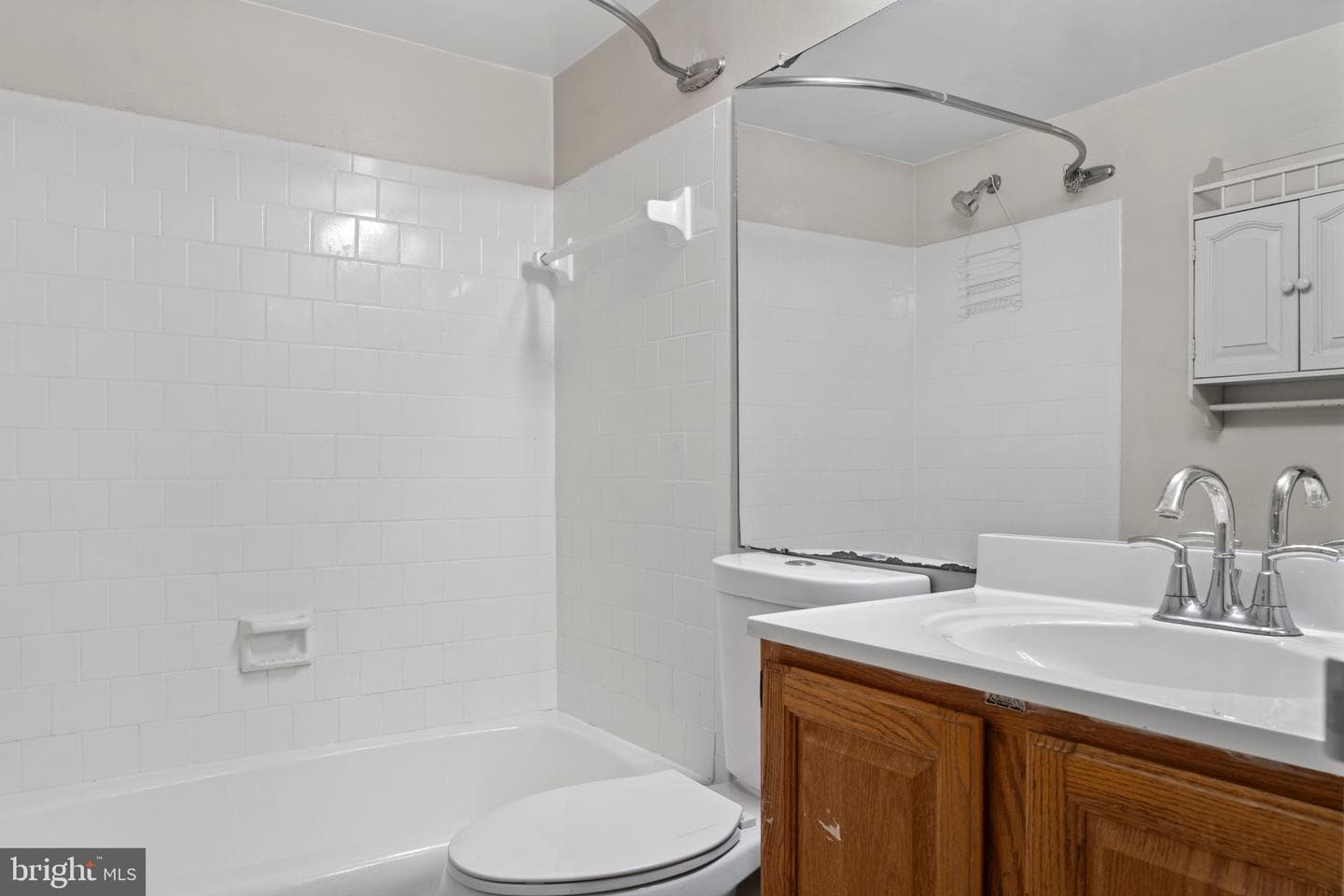 19317 Club House Road #201 photo 15
