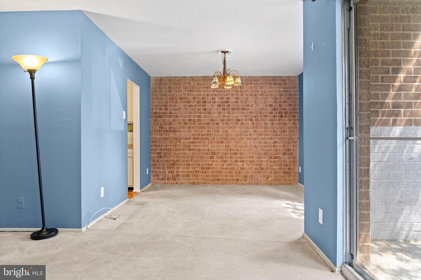 19317 Club House Road #201 photo 8
