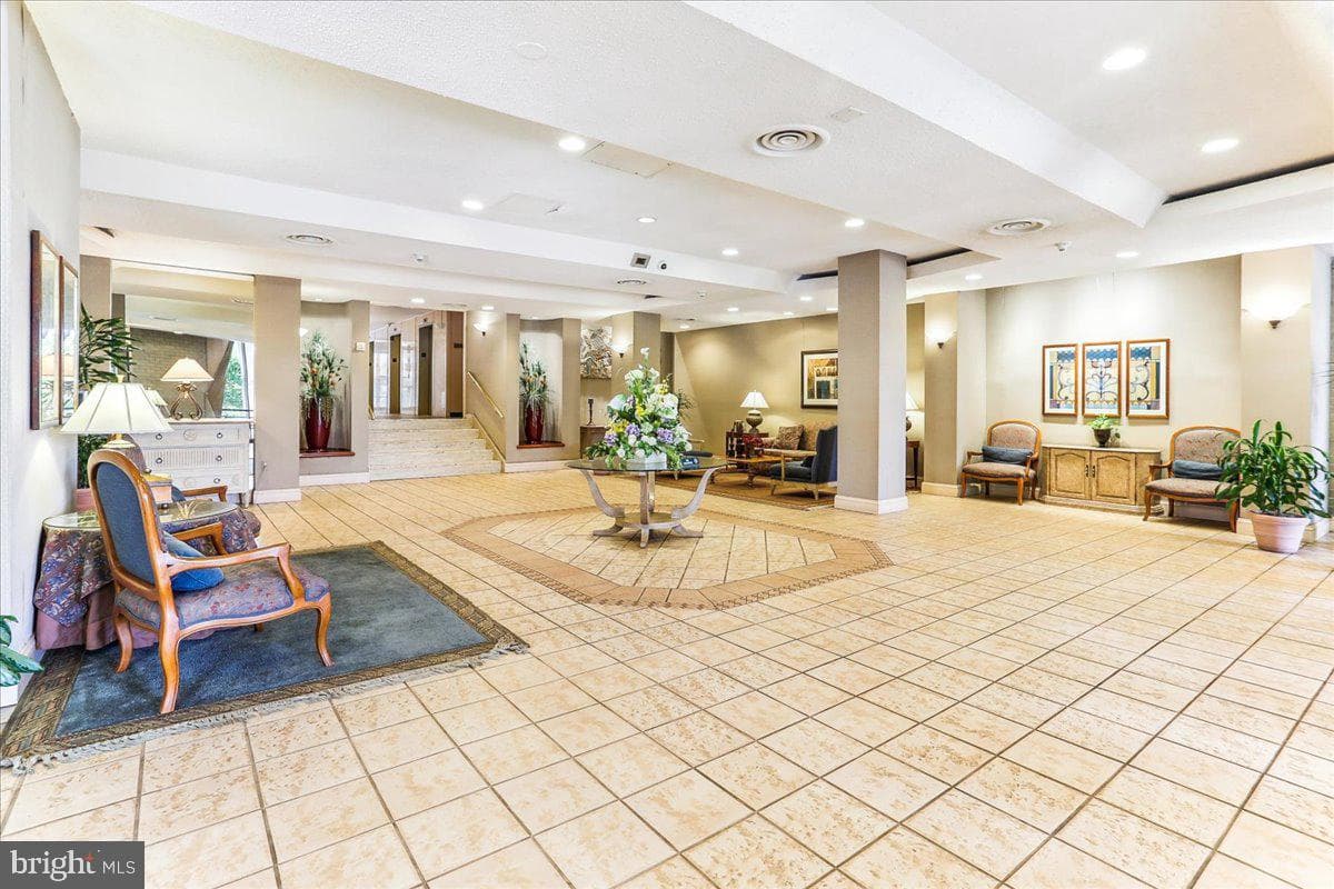 7420 Westlake Terrace #1408, Bethesda