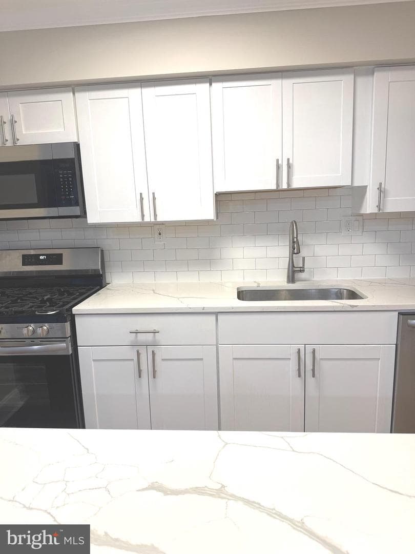7553 Springlake Drive #d photo 12