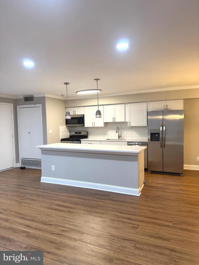 7553 Springlake Drive #d photo 13