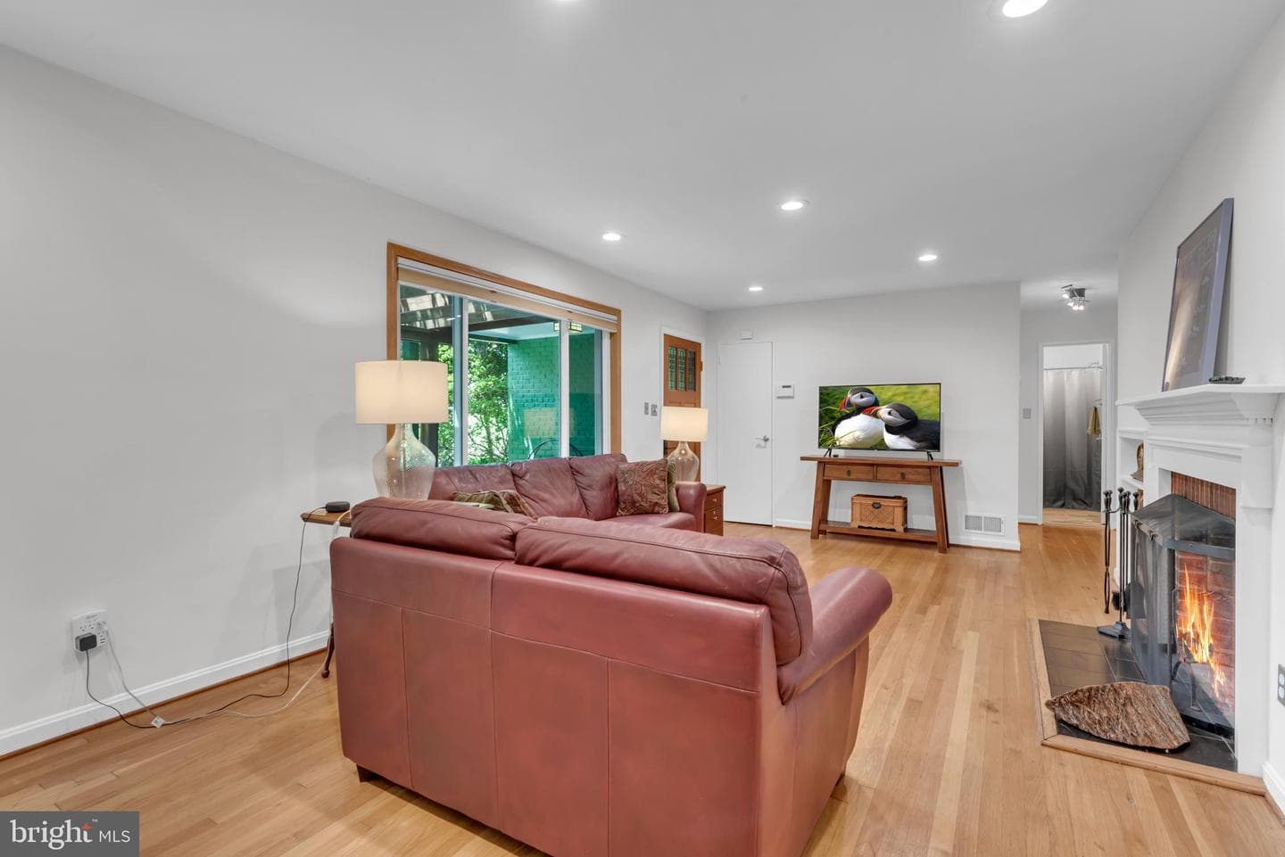 110 Devon Court photo 12