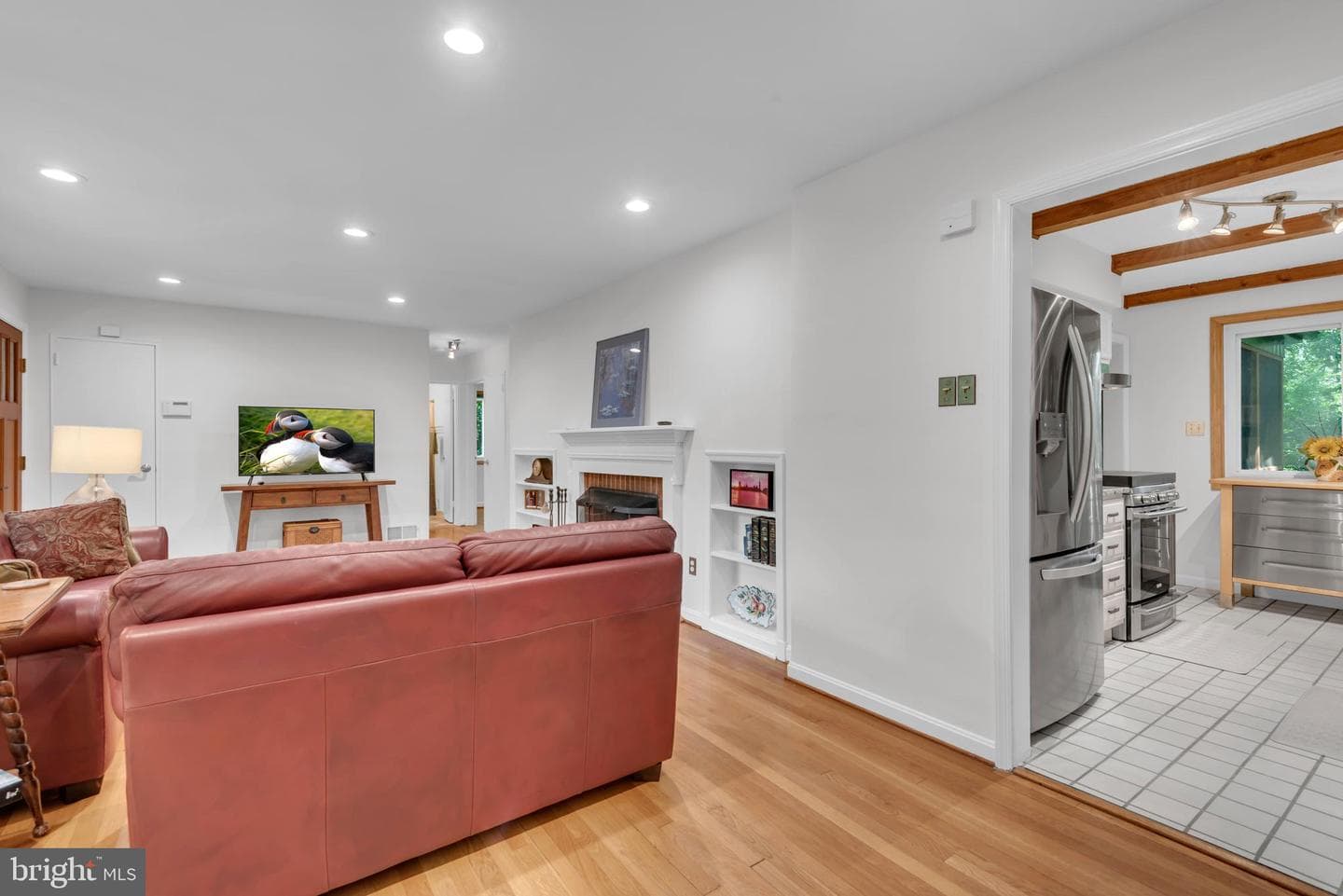 110 Devon Court photo 13
