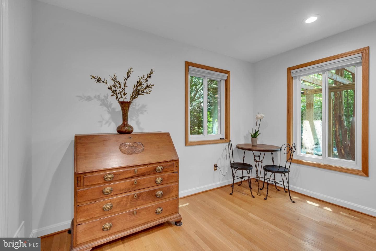 110 Devon Court photo 14