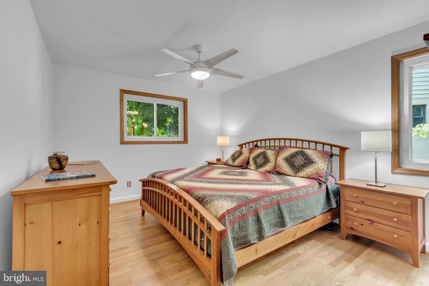 110 Devon Court photo 28