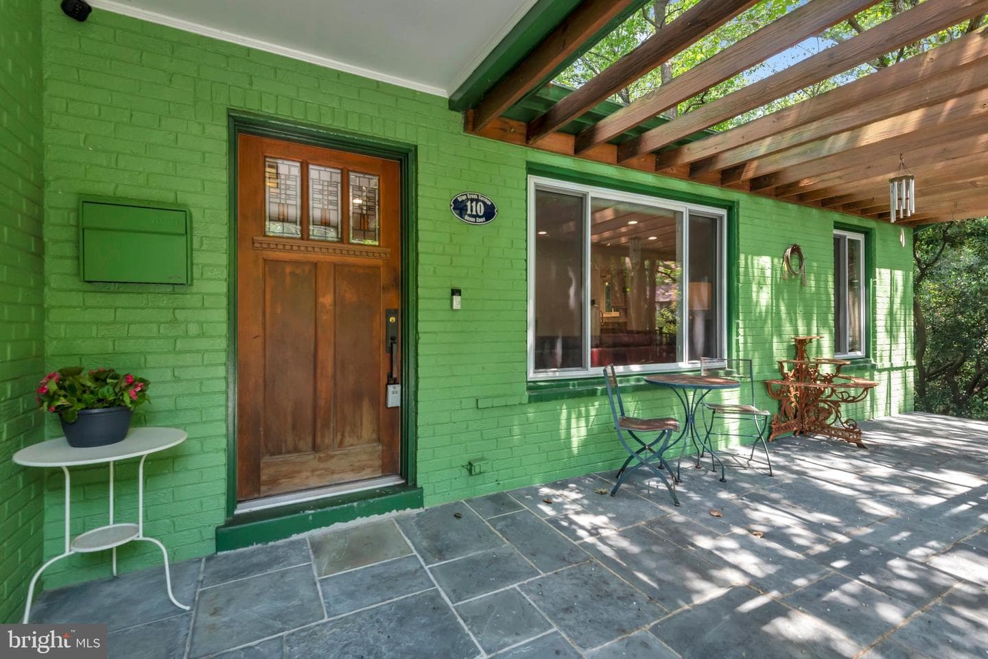 110 Devon Court photo 3