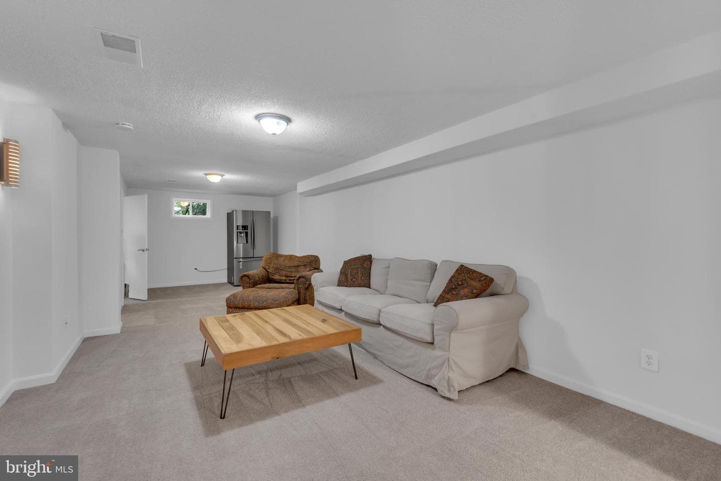 110 Devon Court photo 34