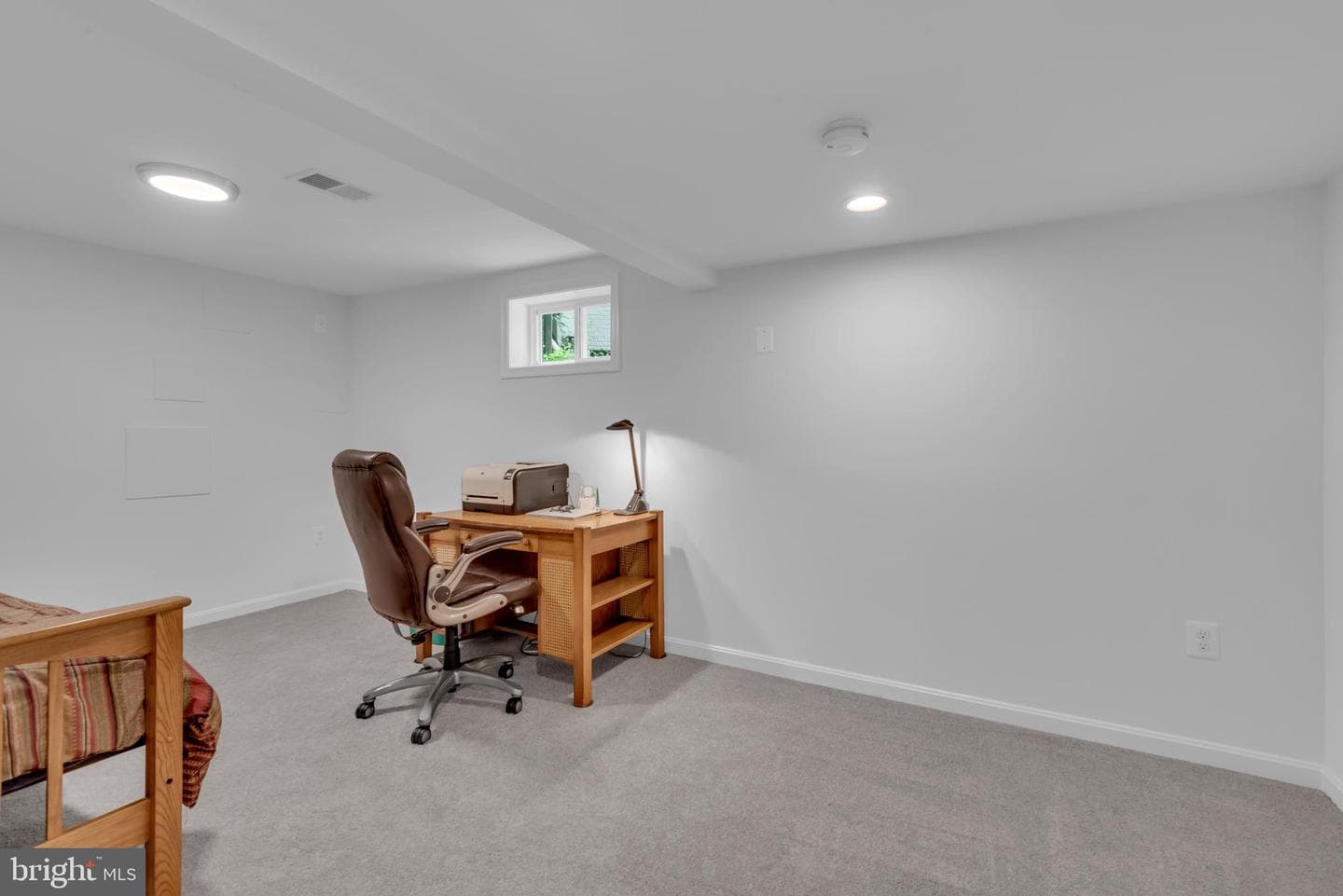 110 Devon Court photo 38