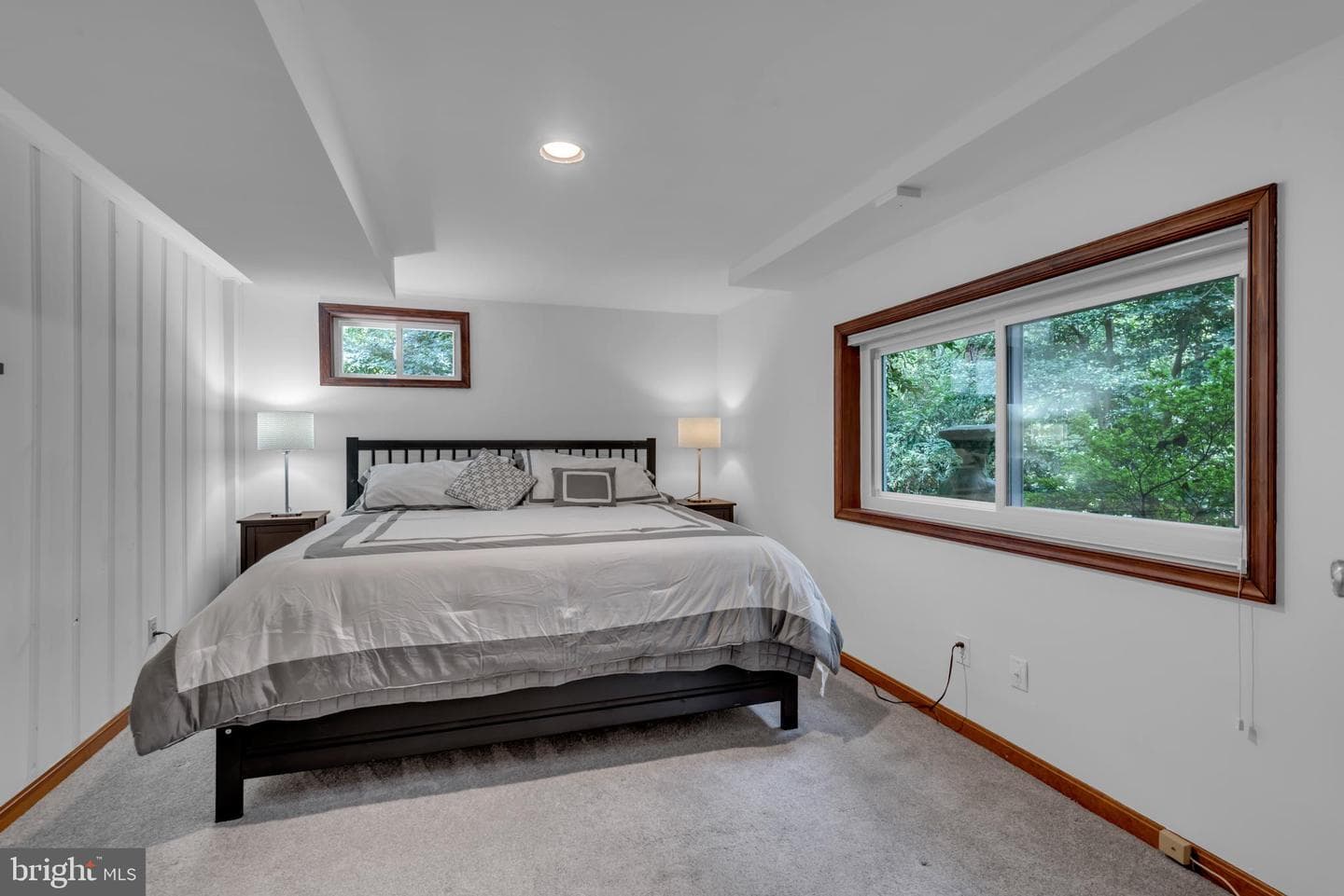 110 Devon Court photo 41