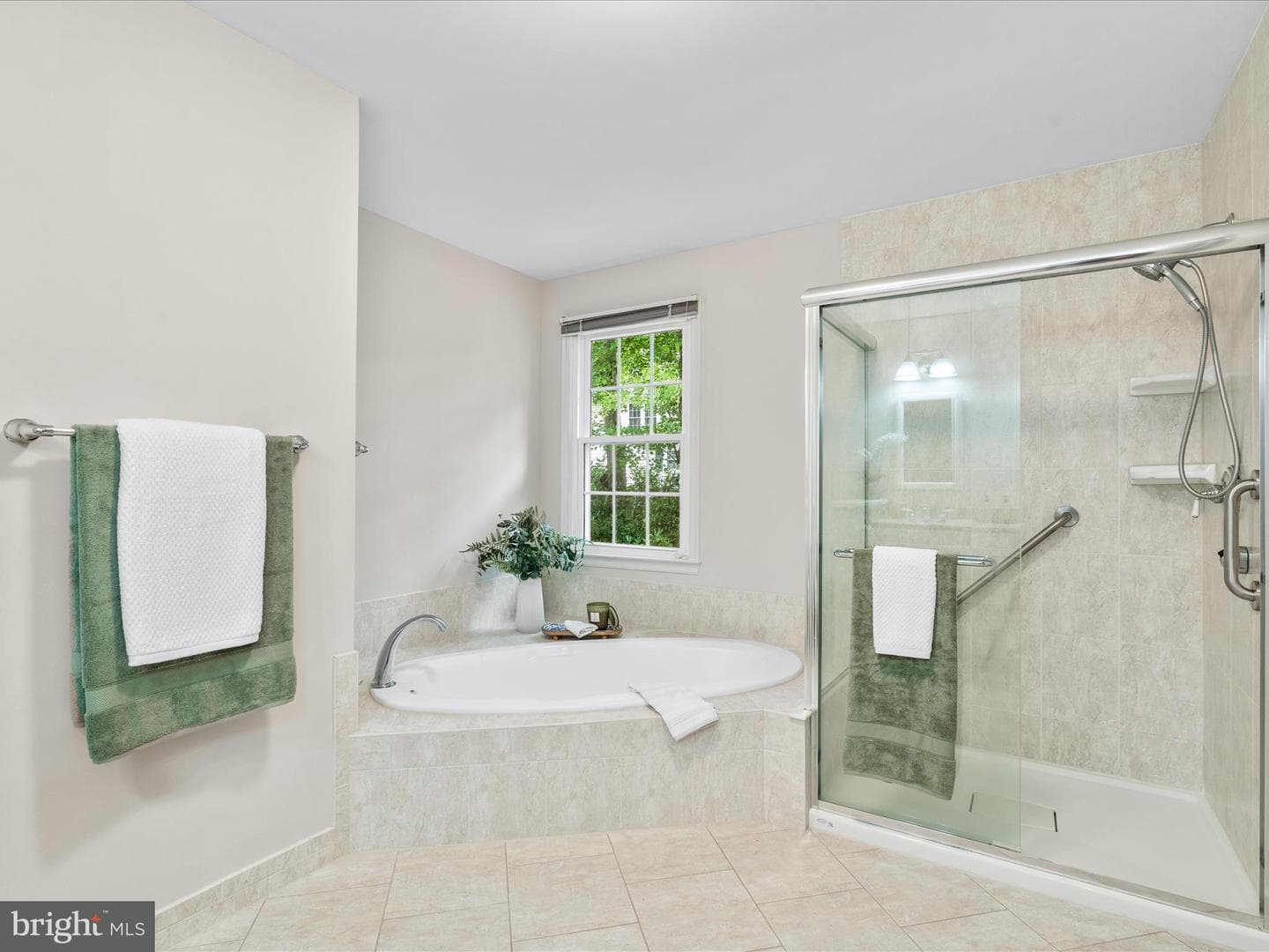 8504 Silverfield Circle photo 20