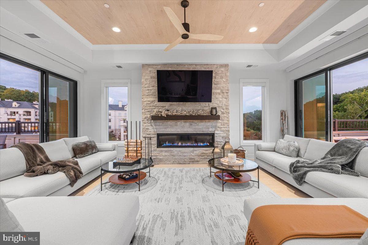 8229 River Road photo 31