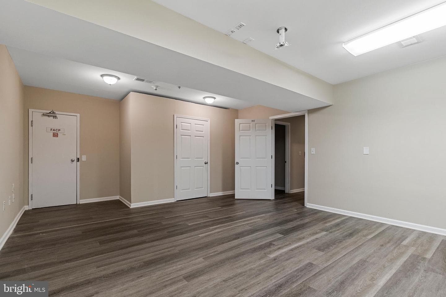 17734 Norwood Road photo 46