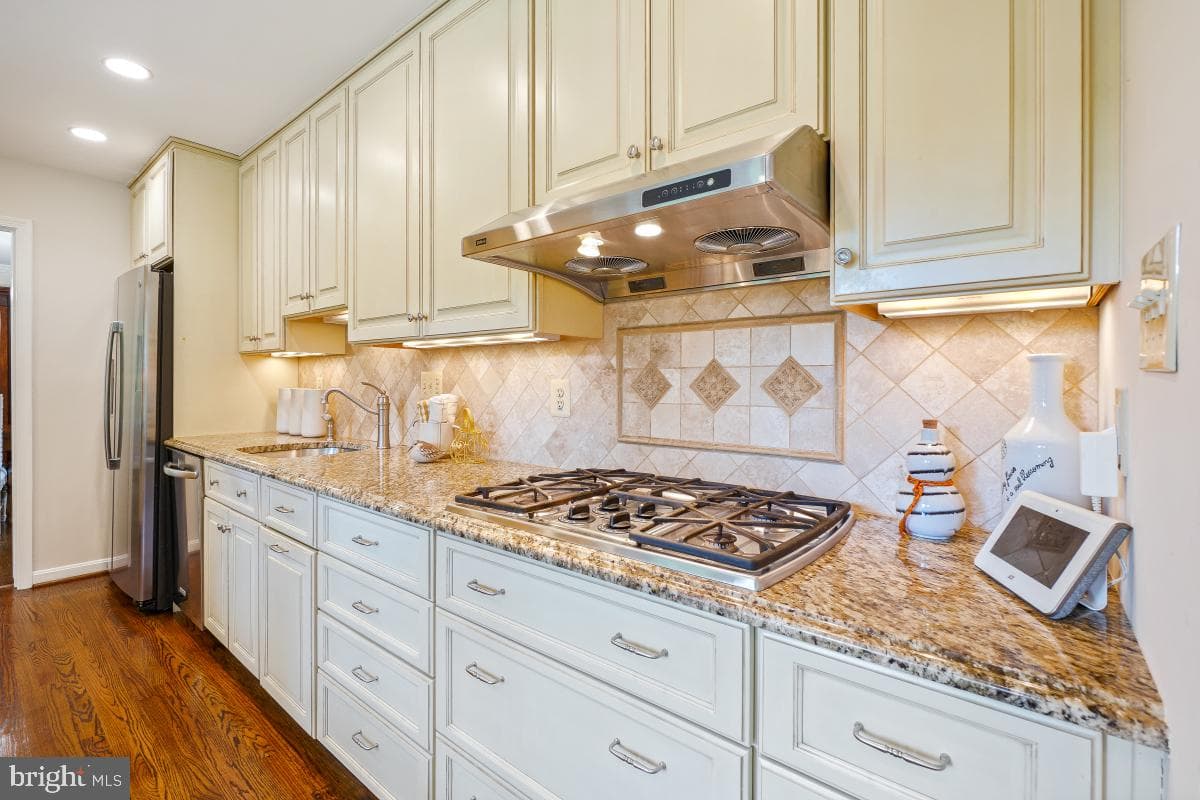11321 Marcliff Road photo 11