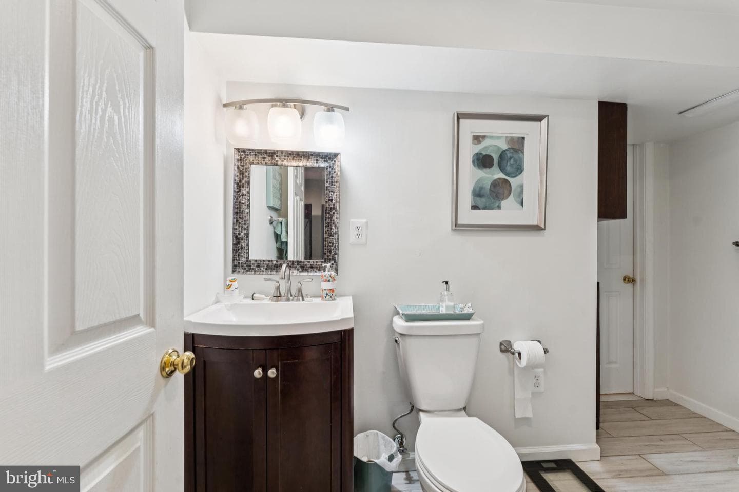 136 Amberleigh Drive photo 24