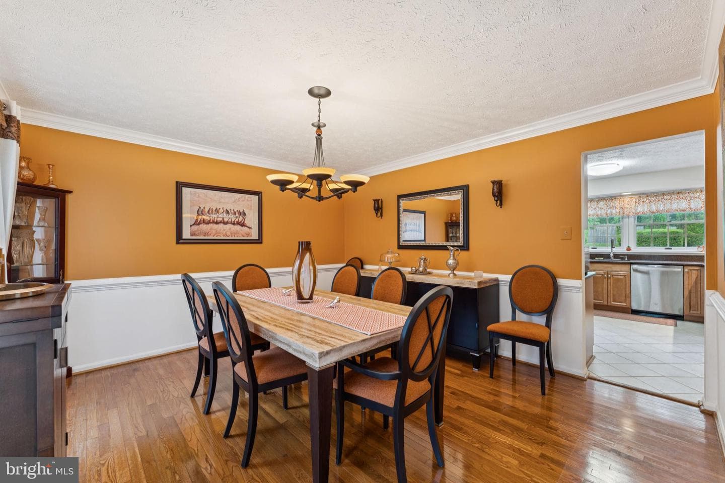 136 Amberleigh Drive photo 5