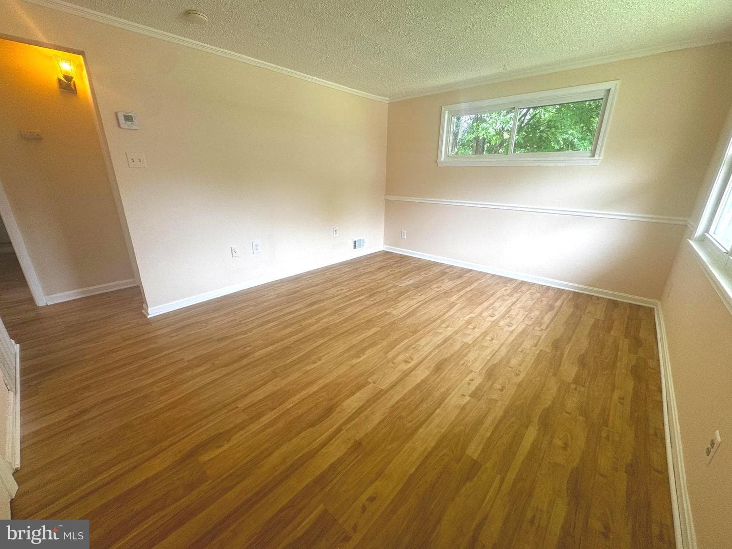 350 Howard Avenue photo 3