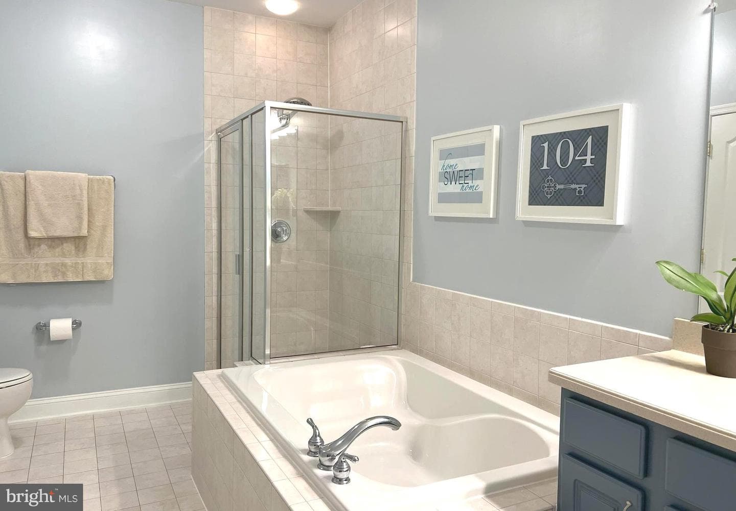 327 King Farm Boulevard #104 photo 13