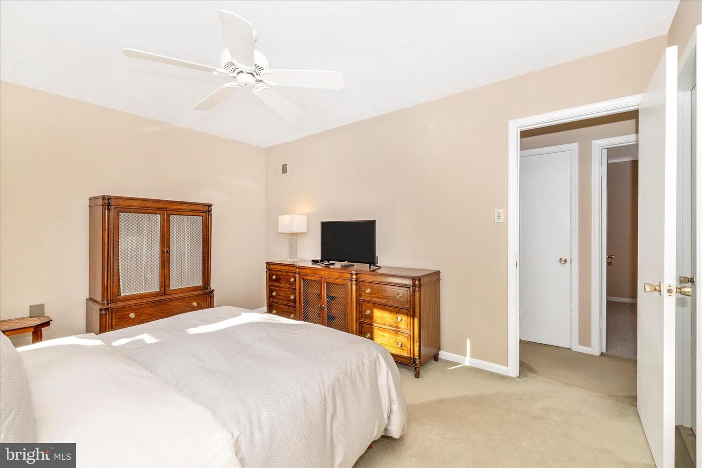 6509 Farmingdale Court photo 27