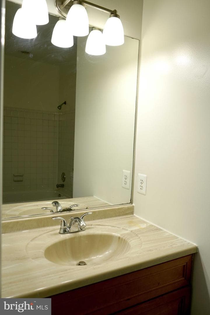 12004 Amber Ridge Circle #b-303 photo 10