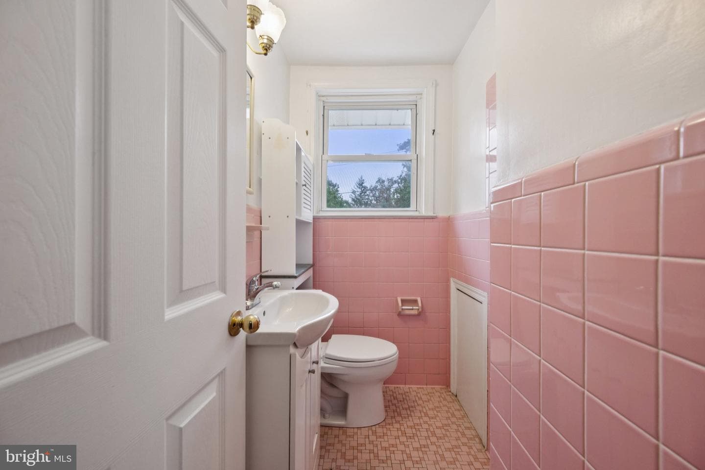 710 Silver Spring Avenue photo 27