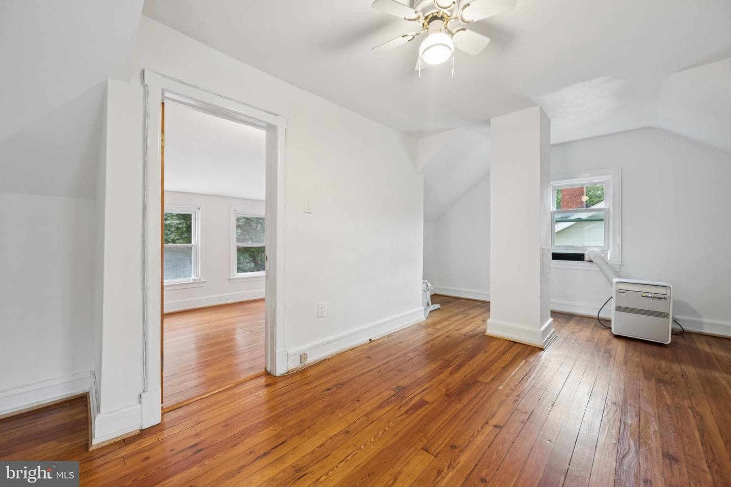 710 Silver Spring Avenue photo 29