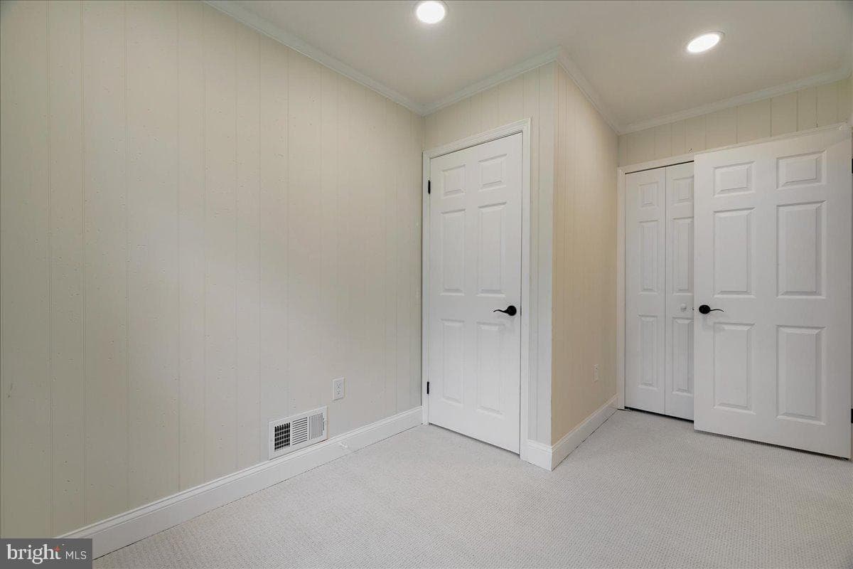 13517 Middlevale Lane photo 23