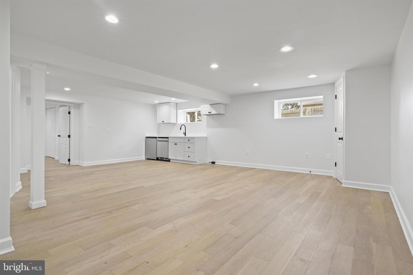 438 Ethan Allen Avenue photo 31
