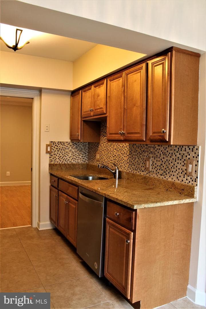 6060 California Circle #110 photo 15