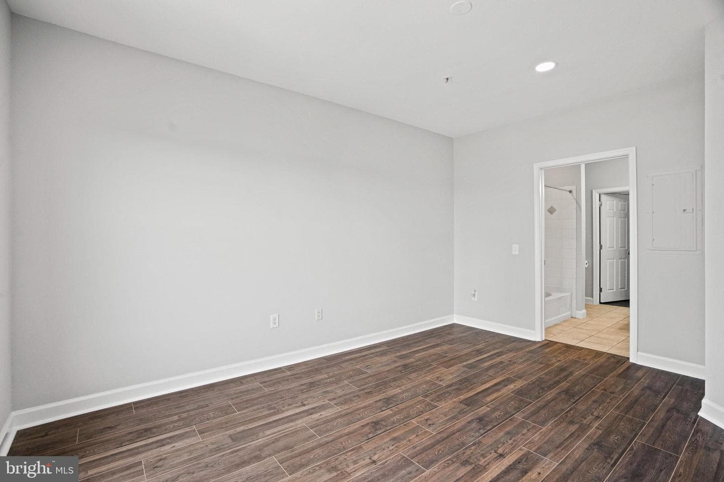 501 Hungerford Drive #325 photo 21