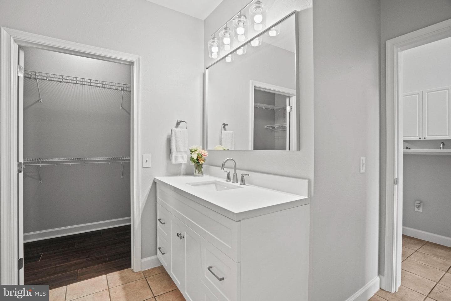 501 Hungerford Drive #325 photo 27