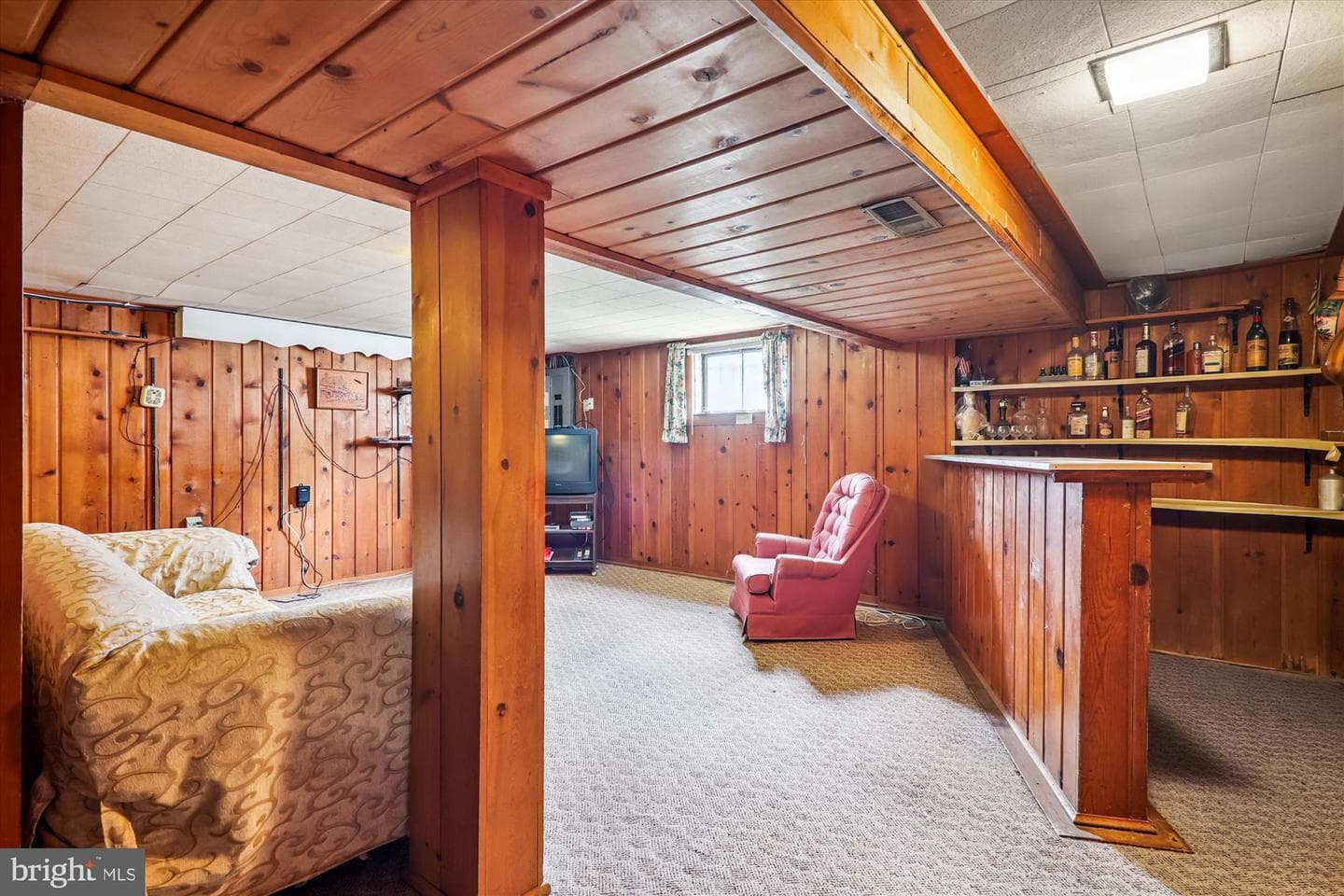 9507 Adelphi Road photo 33