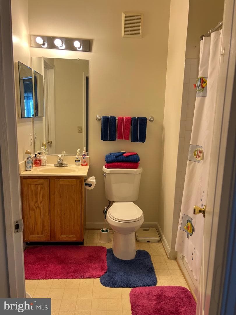 9806 Feathertree Terrace #a photo 5