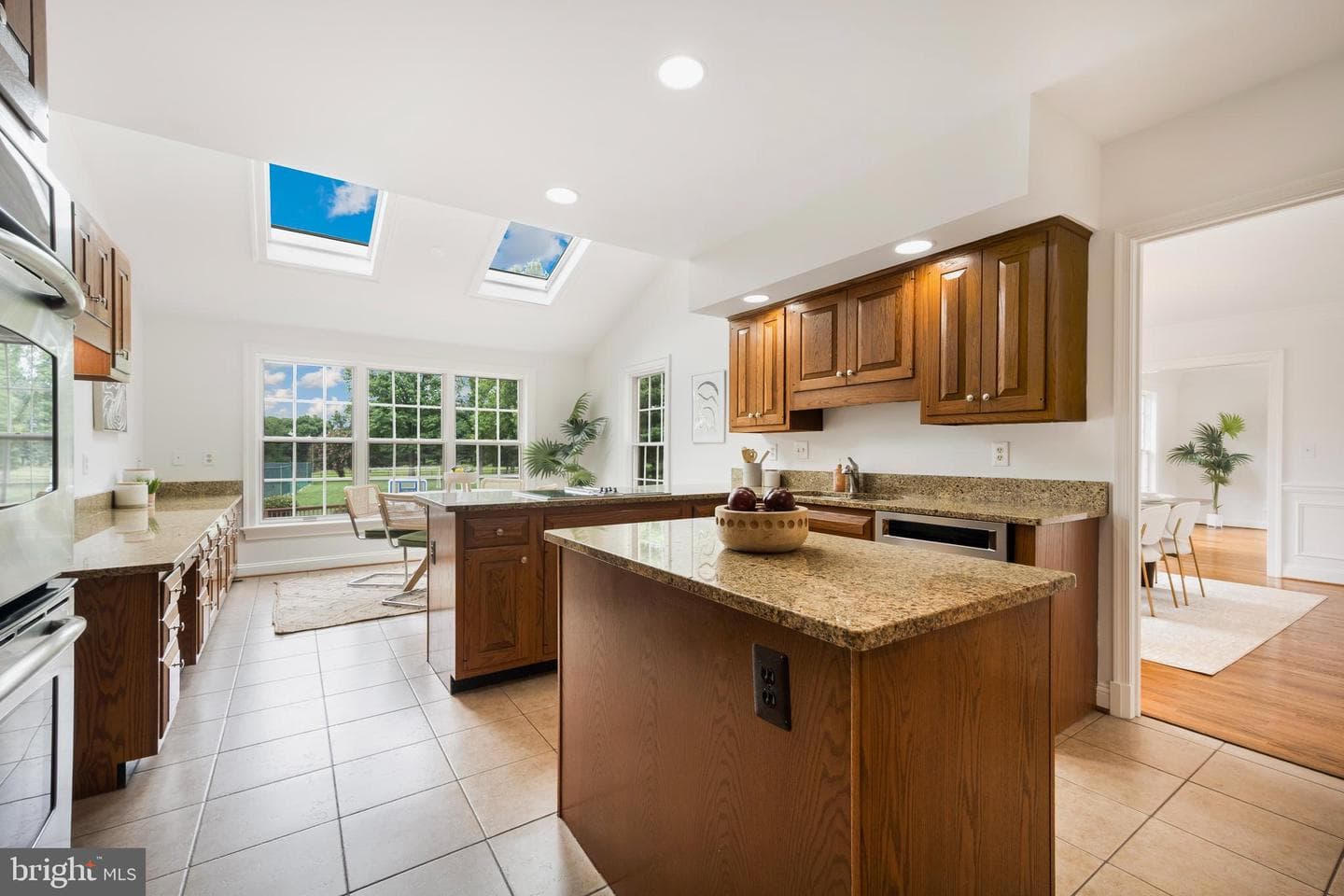 13510 Stonebarn photo 16