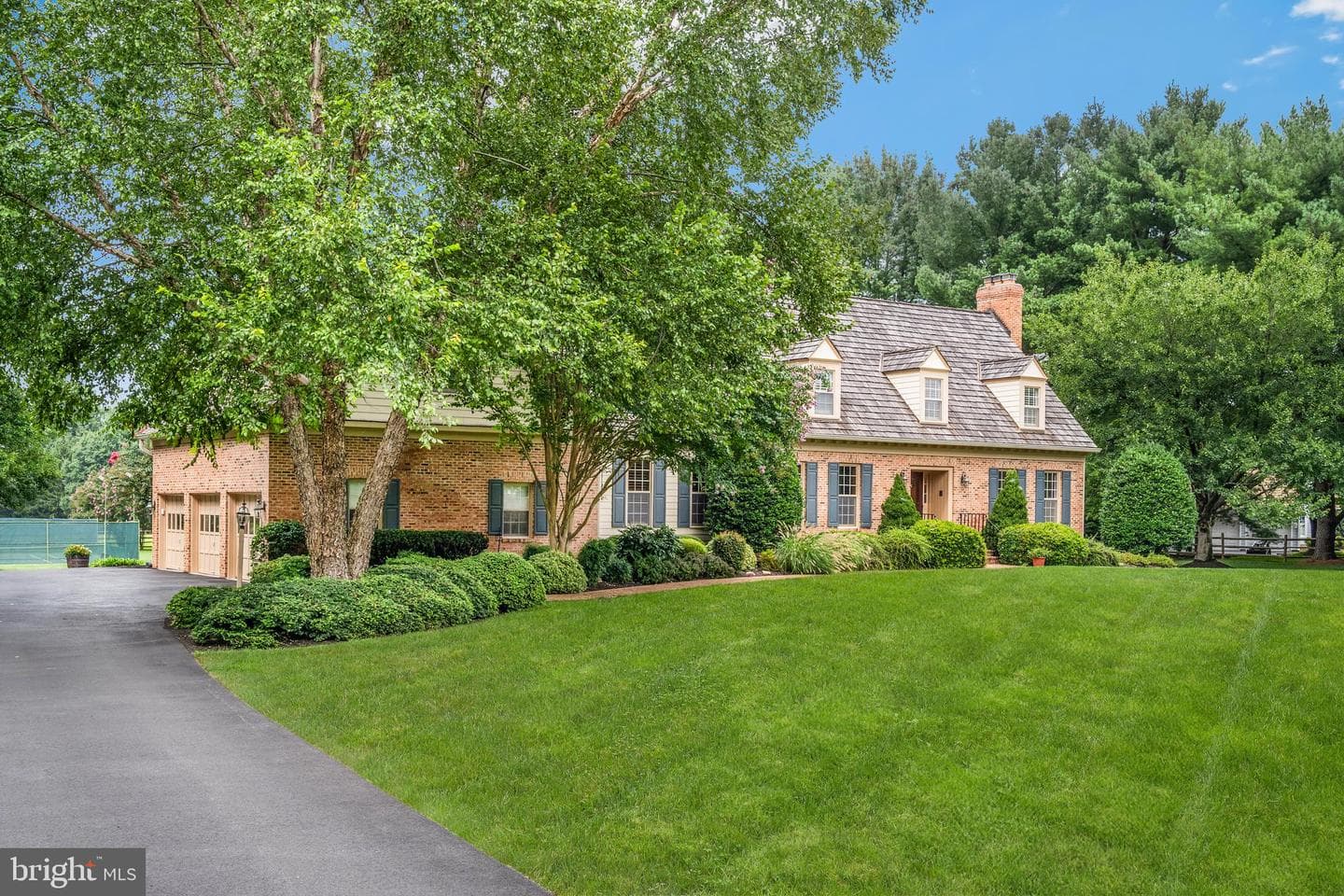 13510 Stonebarn photo 2