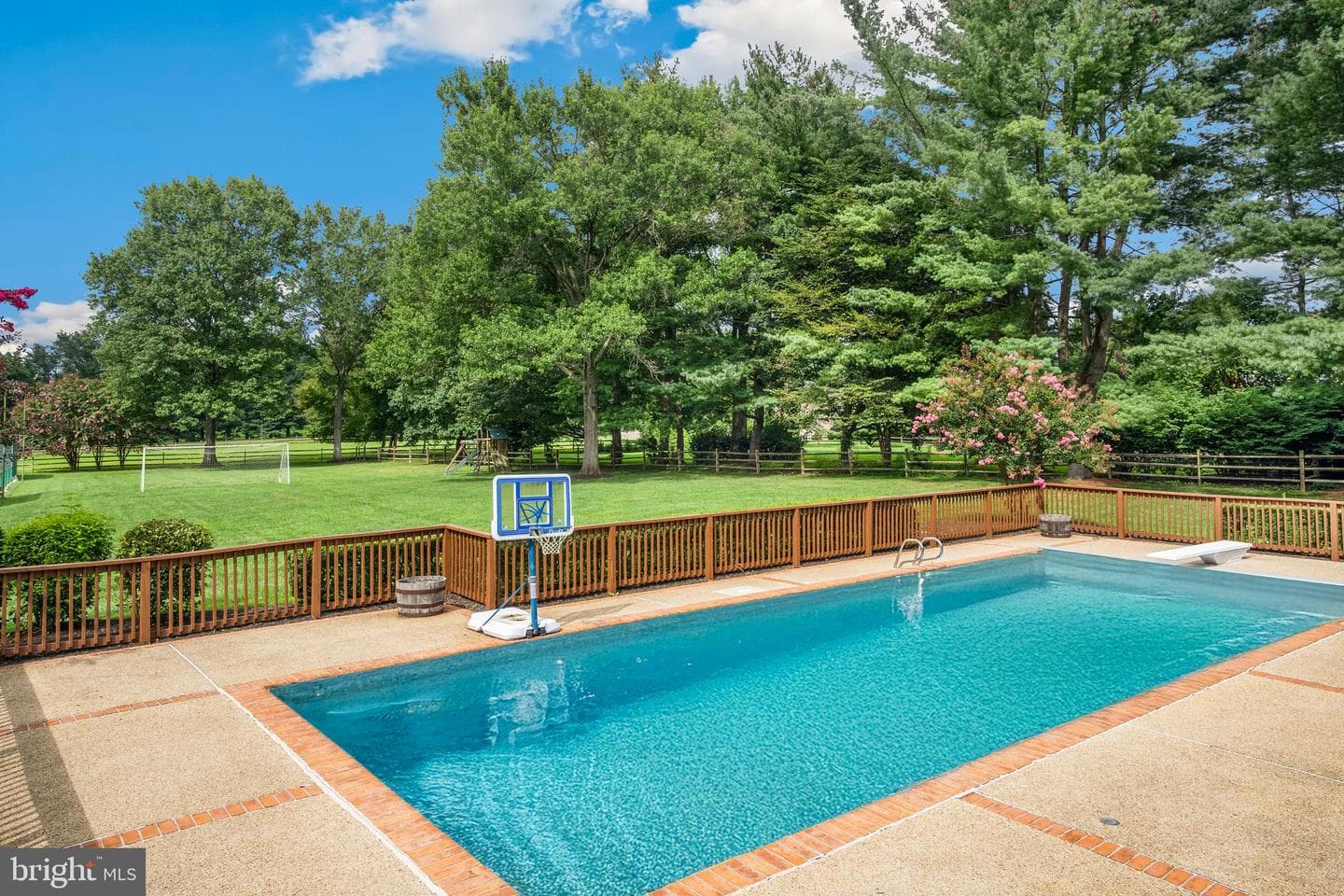 13510 Stonebarn photo 3