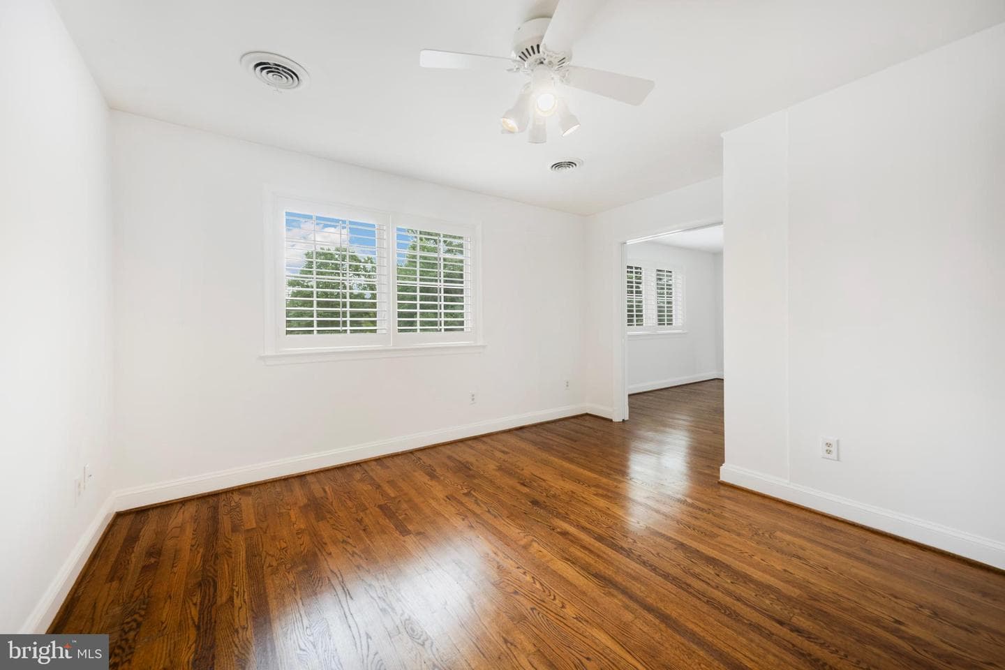 13510 Stonebarn photo 35