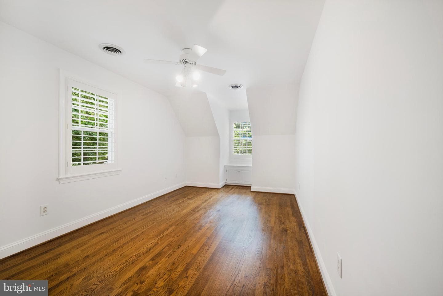 13510 Stonebarn photo 38