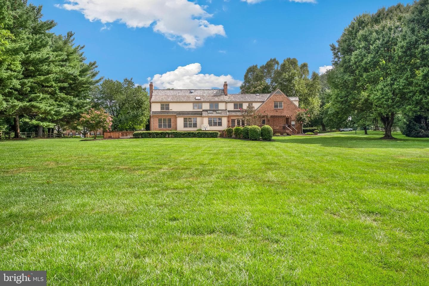 13510 Stonebarn photo 49