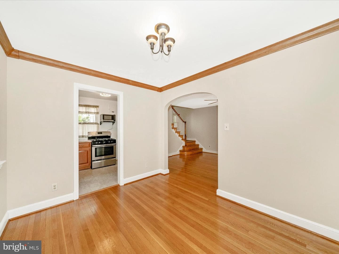 9405 Flower Avenue photo 11