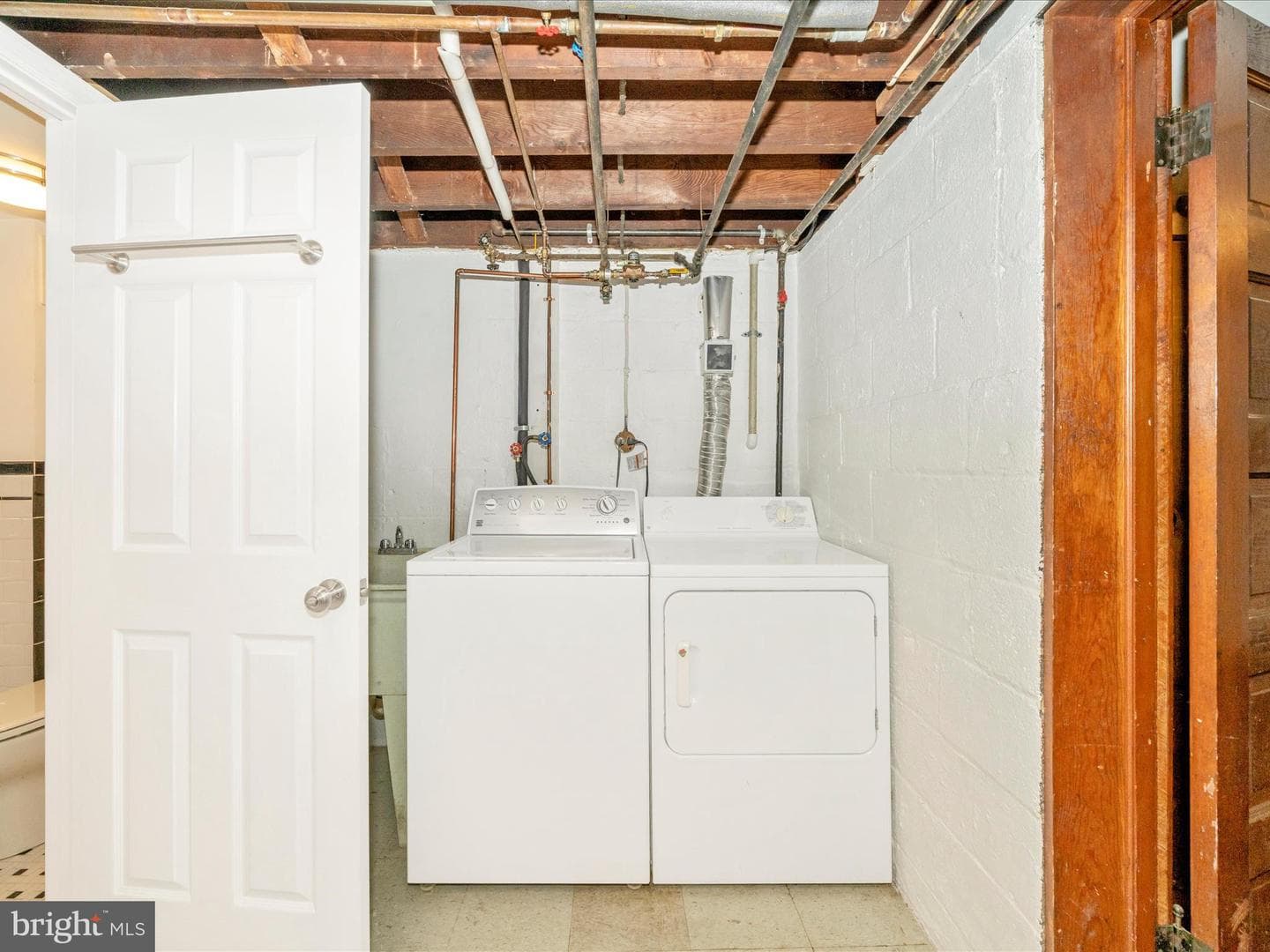 9405 Flower Avenue photo 37