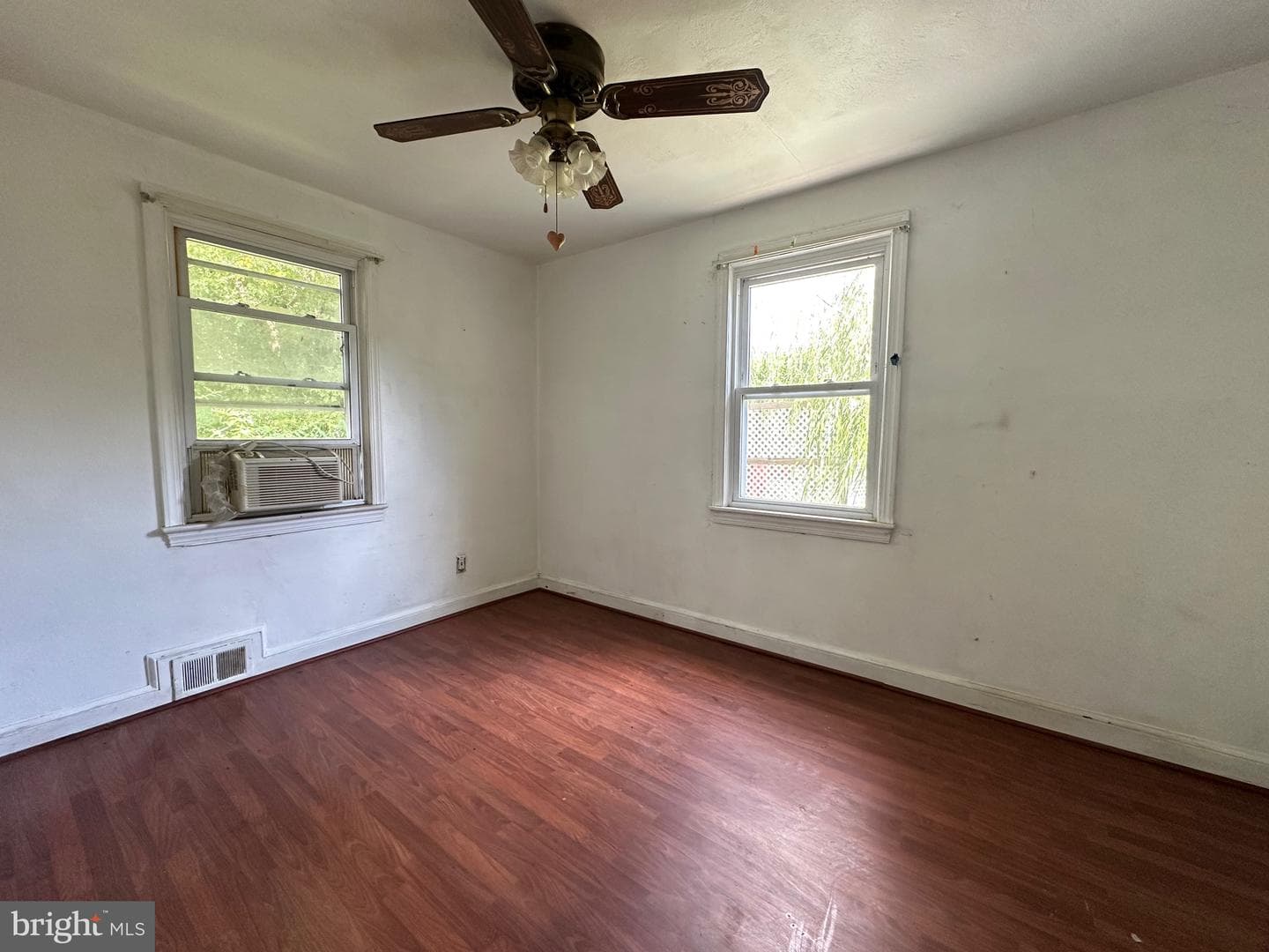 306 Grandin Avenue photo 10