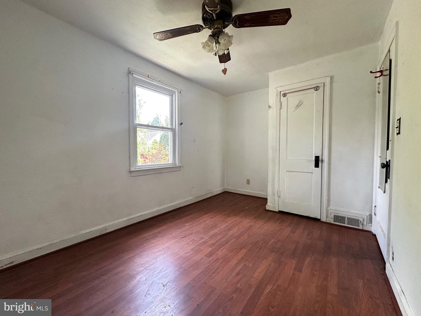 306 Grandin Avenue photo 11