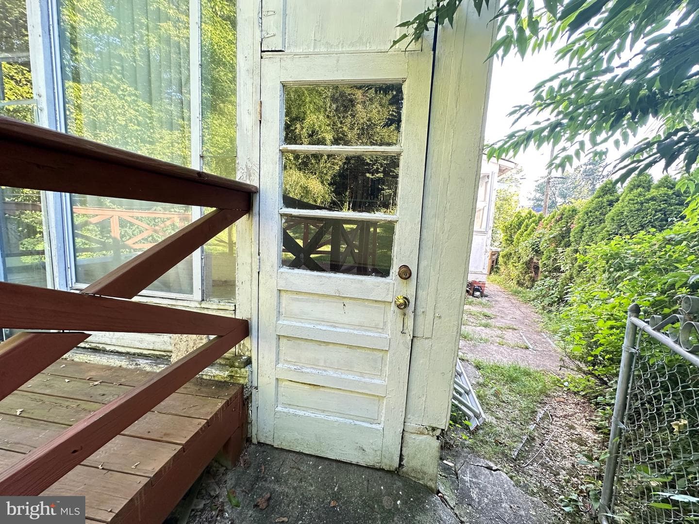306 Grandin Avenue photo 44