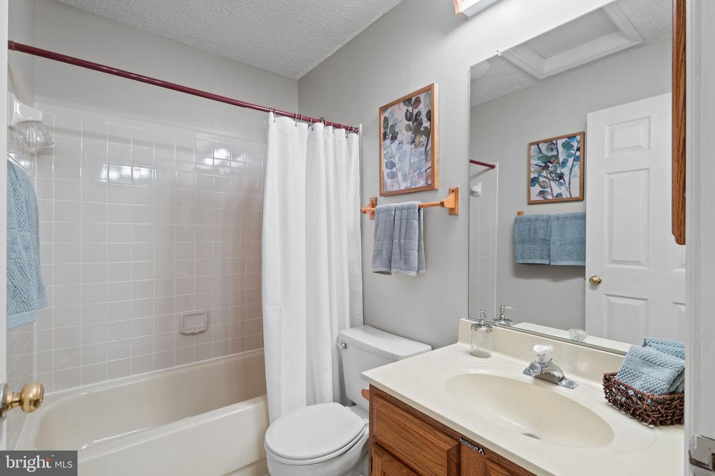 20575 Lowfield Drive photo 12