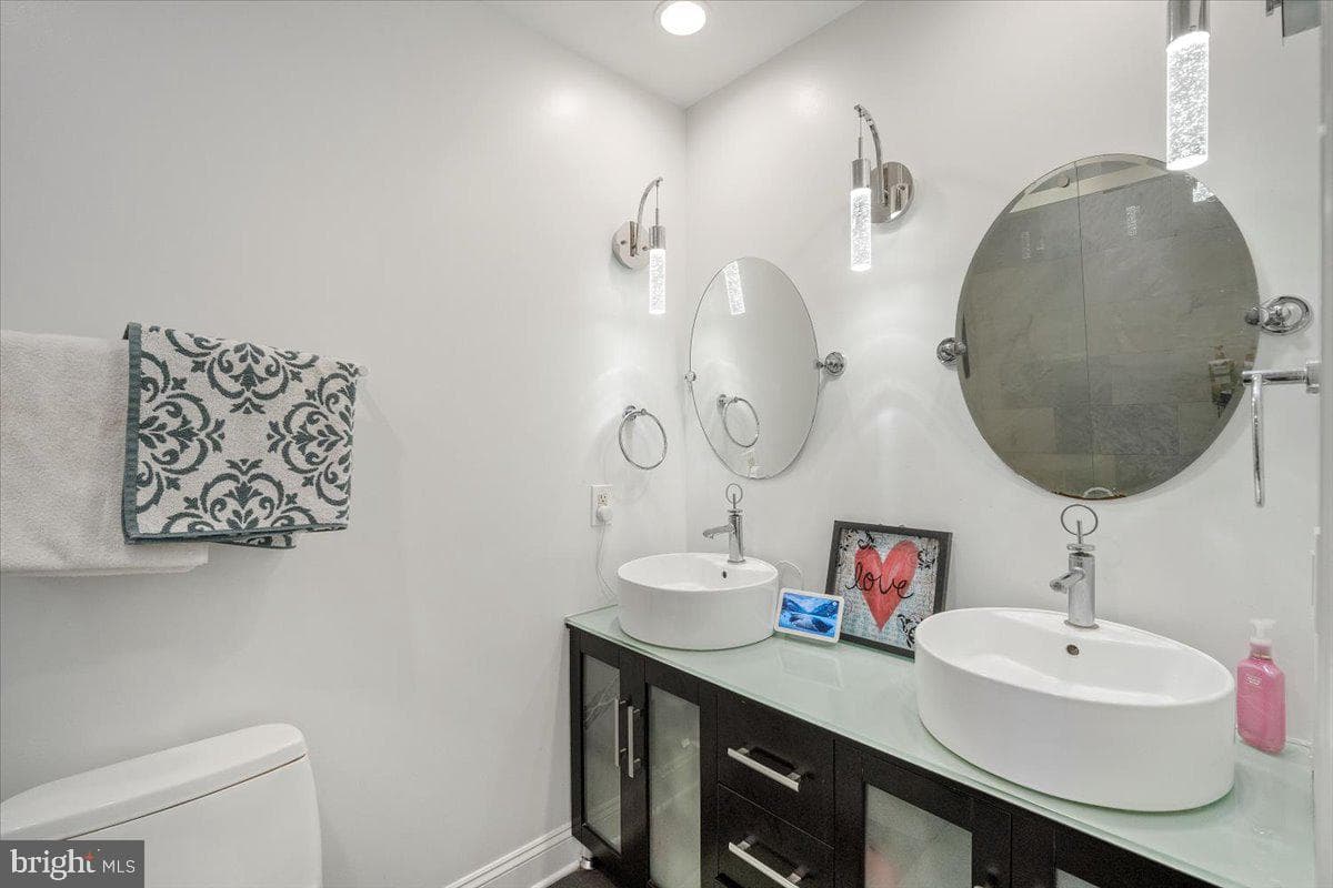 17 Goodport Lane photo 24