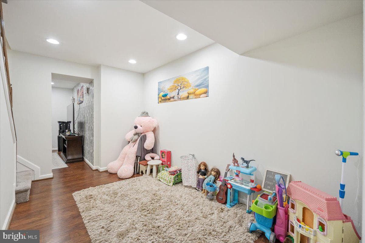 17 Goodport Lane photo 31