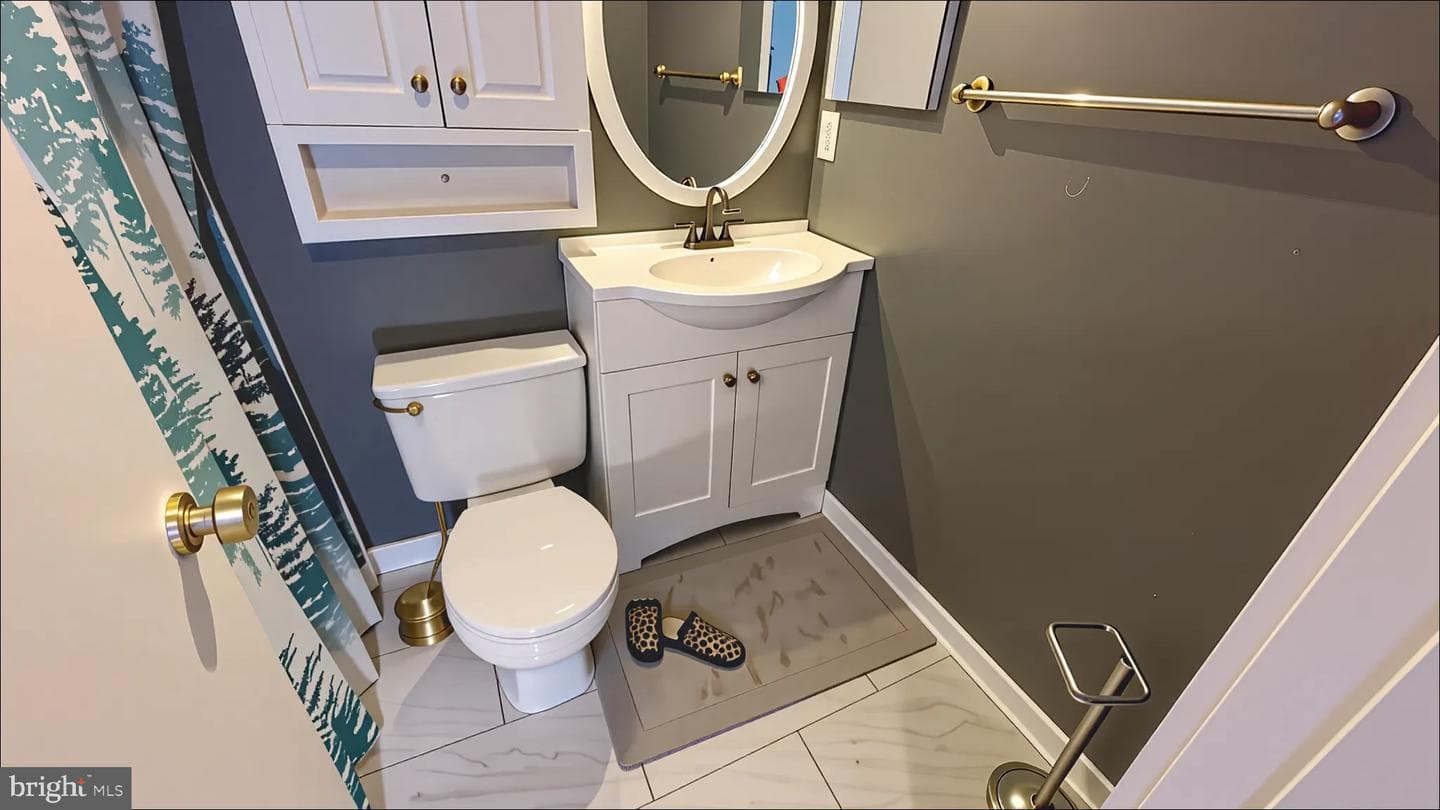 9813 Hellingly Place #76 photo 6