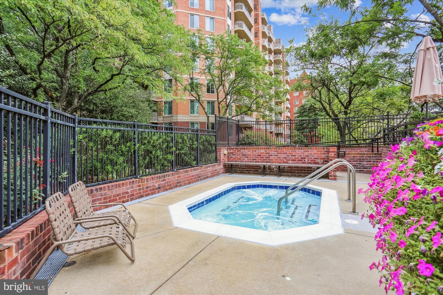 7500 Woodmont Avenue #s706 photo 35
