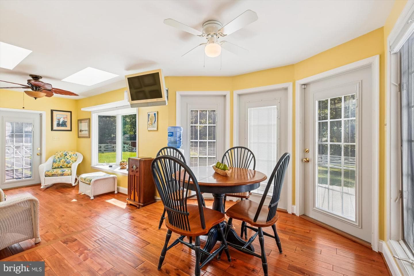 2 Griffith Court photo 29